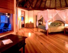  Maldives with resort at South Ari Atoll