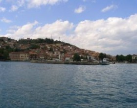 17 Bulgarians Drown as Tourist Boat Sinks in Lake Ohrid
