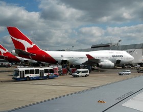 Qantas Airways 