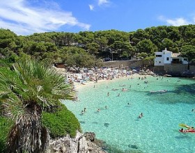 Spain Tourist Arrivals Down 8.9%