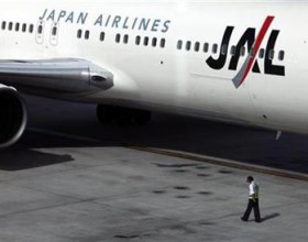 Japan stocks fall on China