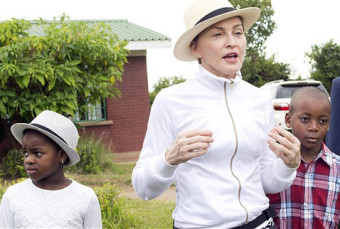 Madonna stripped of VIP status during visit to Malawi