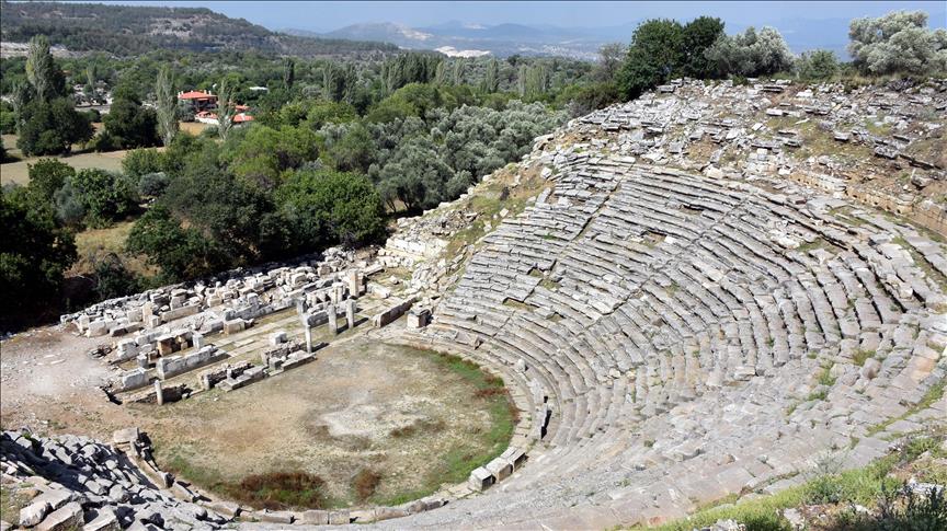 City of gladiators mesmerizes visitors in Turkey's western Mugla province