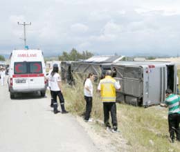 Turist otobüsü kaza