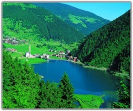 Uzungöl turist akınına uğruyor uzungol turist akini