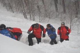 uludag da kaybolan turistler kurtarildi