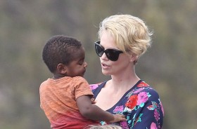 Charlize-Theron_