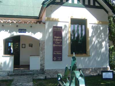 -che-guevara-müzesi-cordoba-arjantin-La-casa-museo-del-Che-Guevara-en-Alta-GraciaMuseo Del Che Guevara