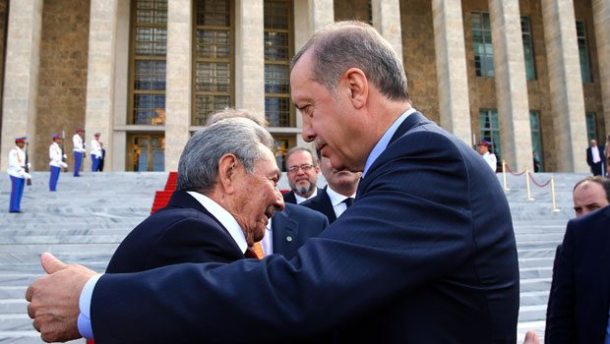 erdogan kuba devlet sarayi tepki