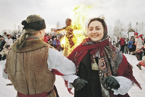 rusya moskova maslenitsa