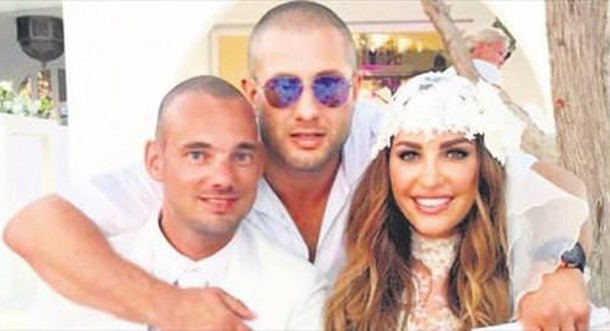 Wesley Sneijder ve eşi Yolanthe Cabau