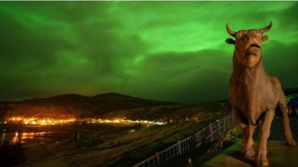 Kuzey Işıkları Britanya'yı rengarenk boyadı 9 Skye adasındaki bir otel / SKYE COWSHED