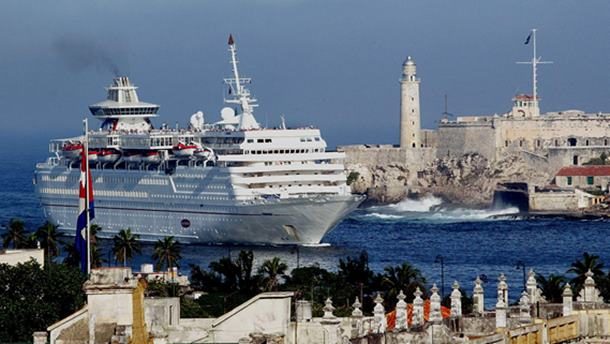 ABD'de yaşayan Kübalılar cruise gemileriyle Küba'ya girebilecek