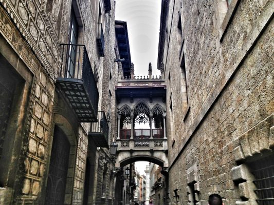 gothic quarter barcelona