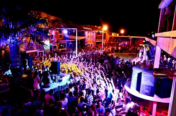 Ege'nin Eğlence Merkezi Yunan Adası Mikonos 3 Mikonos Gece Hayatı