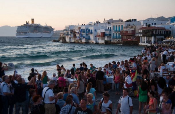 Mykonos Adası