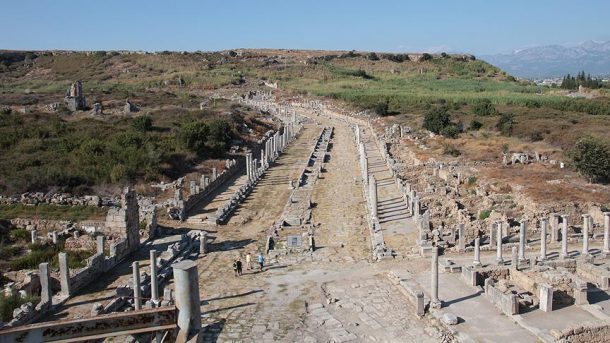 perge-antik-kenti