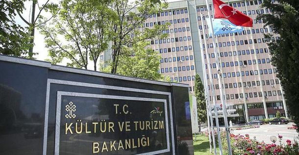 Kültür ve Turizm Bakanlığı, maaşlardaki farktan şikayetçi!