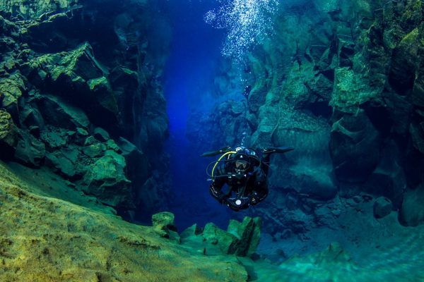 Çok kişinin bilmediği turizm harikaları Silfra Fissure