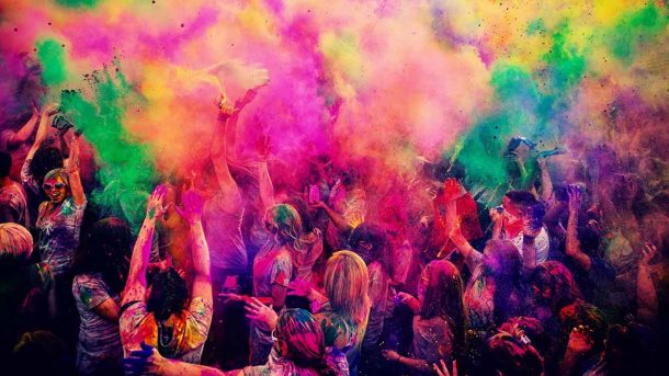 Dünyanın en renkli eğlencesi Holi Festivali 1