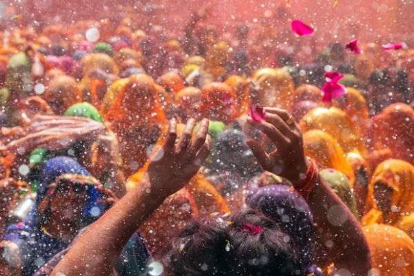 Dünyanın en renkli eğlencesi Holi Festivali 8