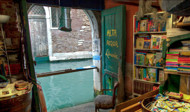 Libreria Acqua Alta 4