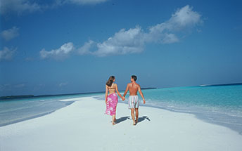 Balayı tatiline gidecek çiftlerin 1 numarası Maldivler