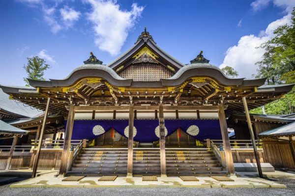 Japonlar 20 yılda yaptığı tapınak Ise Grand Shrine