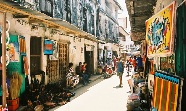 Stone-Town zanzibar sokaklari