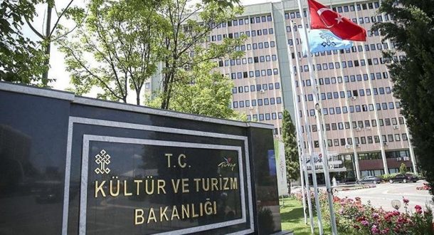 Turizm bakanliginden acentelere destek