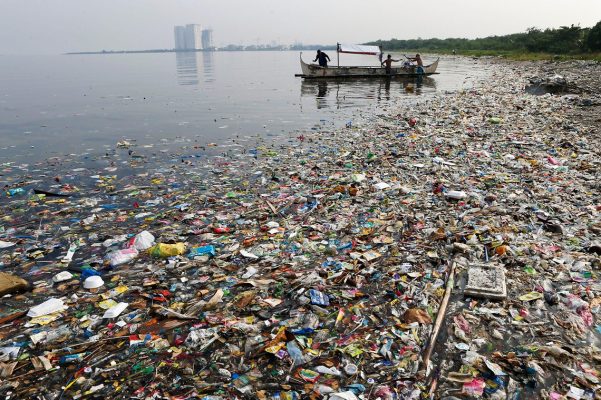 Kosta Ricada plastik yasaklaniyor