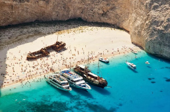 Yunan adaları  Zakynthos batık gemi