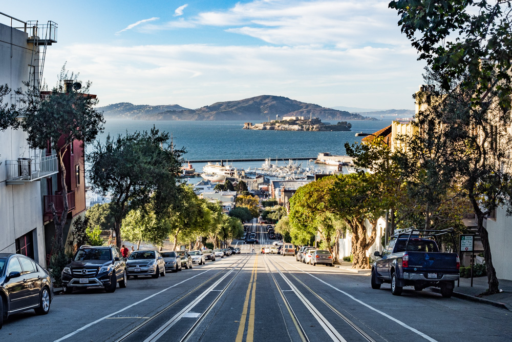 Balayı tatili için San Francisconun sokaklarını tercih edin