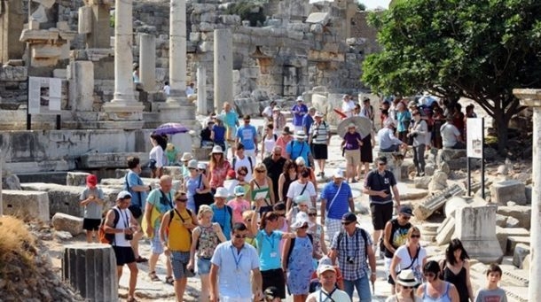 Türkiye'ye gezi ve eğlence için gelen yabancı turistlerin sayısı yüzde 41 arttı!