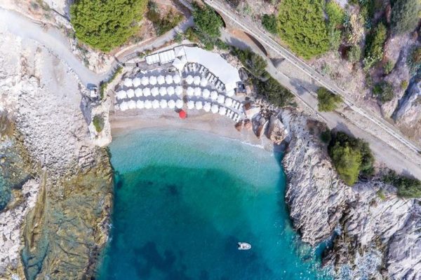 İtalyan plajları Balzi Rossi Plajı Liguria