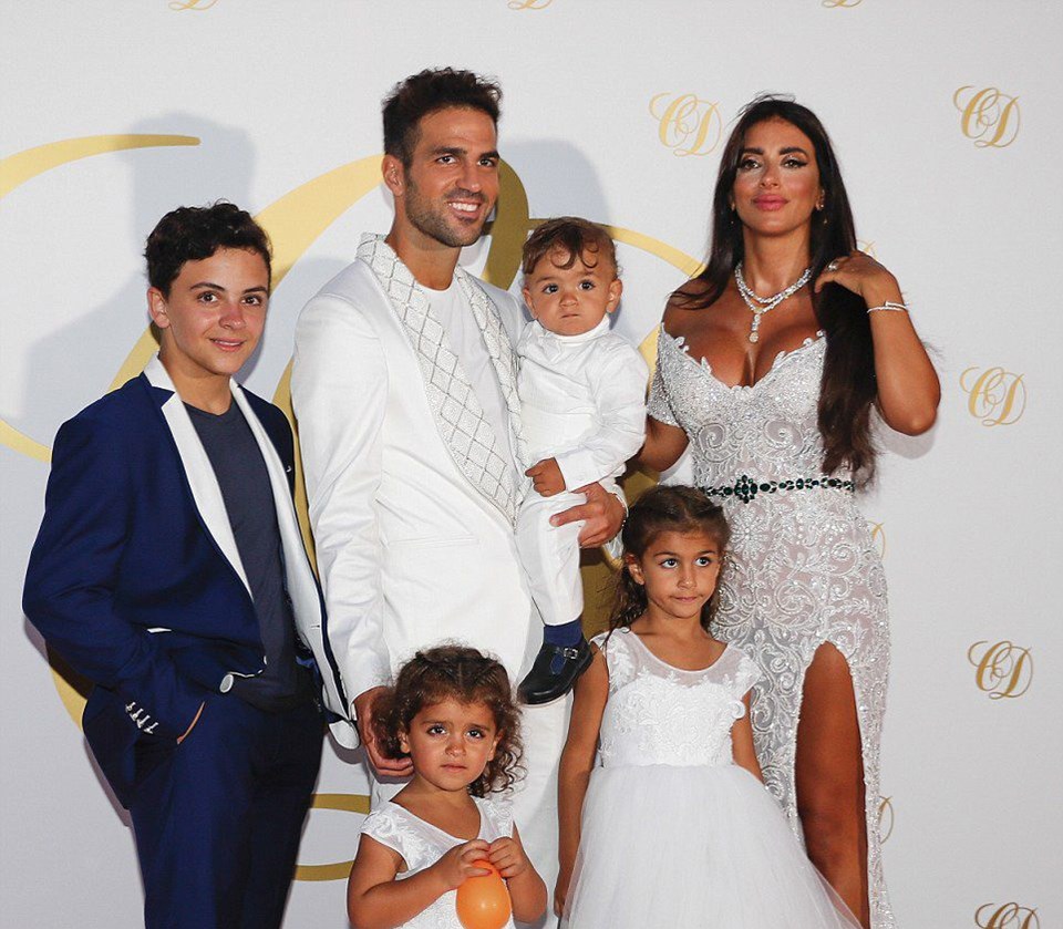 Cesc Fabregas eşi Daniella Semaan ve çocukları