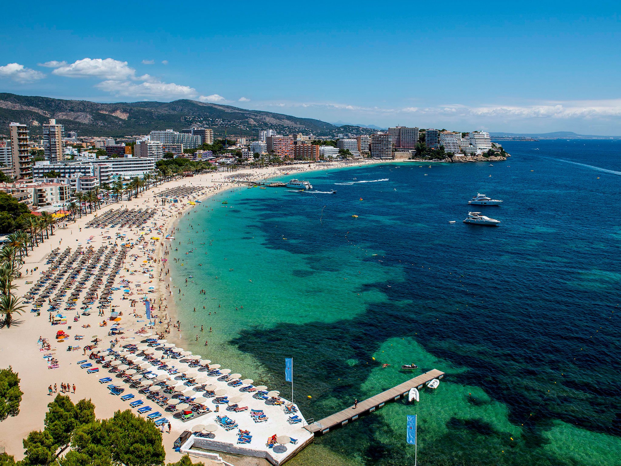 Mallorca'nın en kalabalık plajı: Magaluf