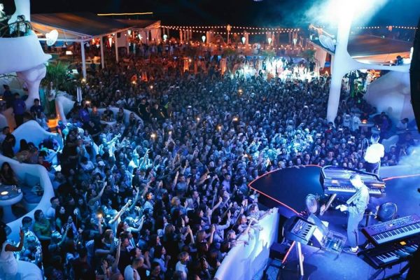 Odessa İbiza Beach Club turistlerin gözdesi