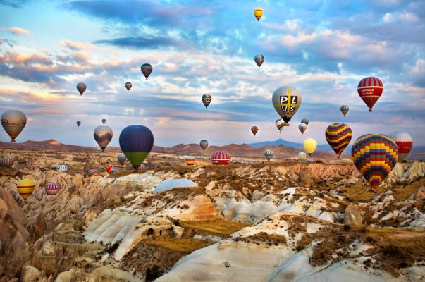 Olumsuz hava Kapadokya’da balon turlarını iptal ettirdi!