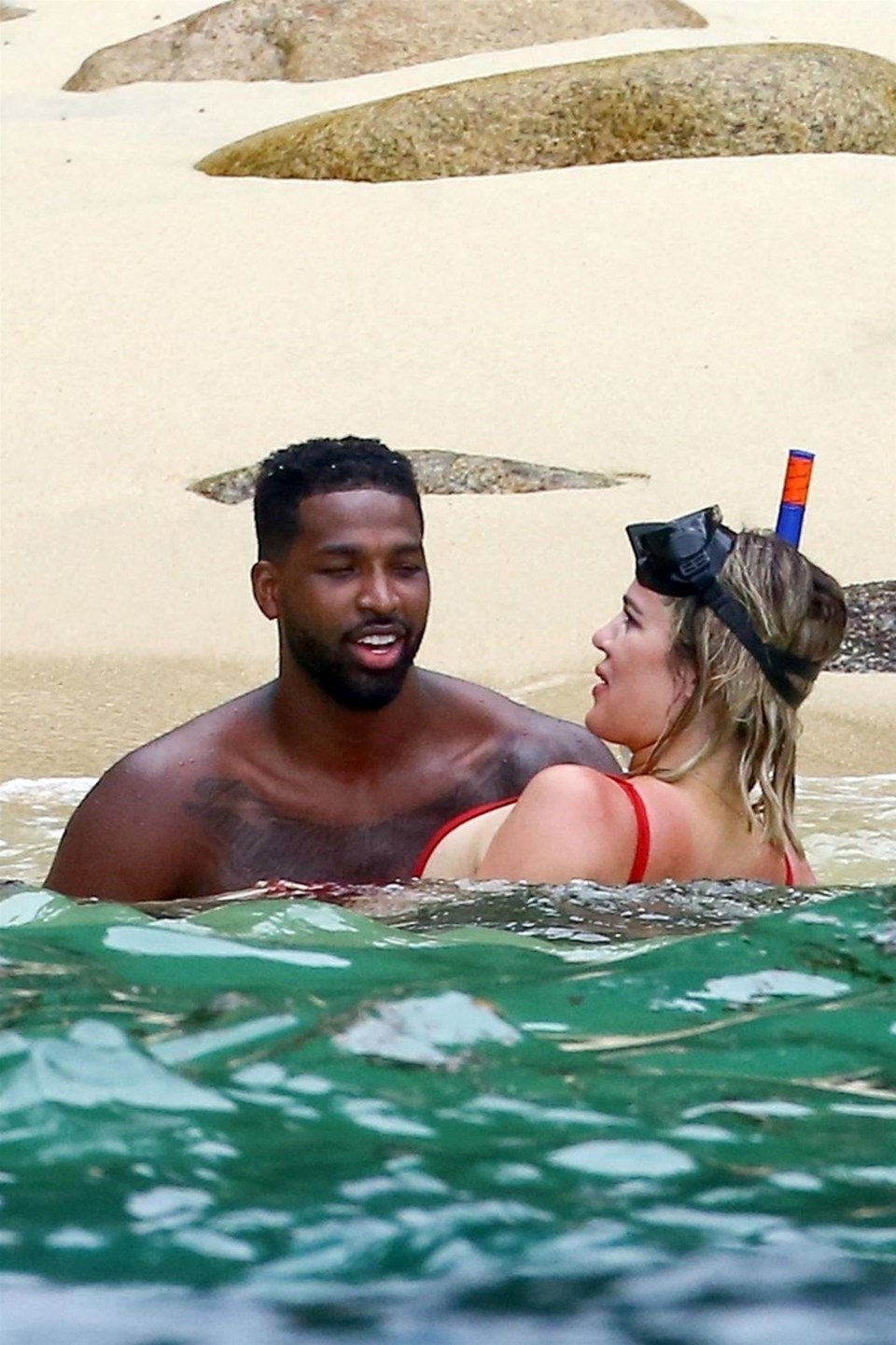 Khloe Kardashian, bebeğinin babası Tristan Thompson 