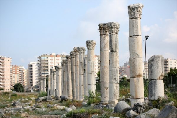 Mersin Soli Pompeiopolis antik kentinde büst bulundu