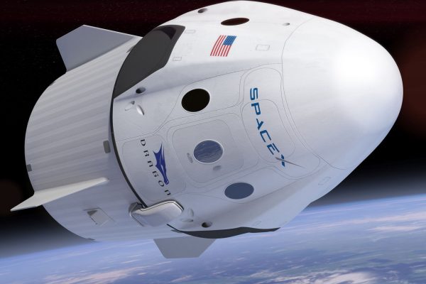 SpaceX ile Ay'a gidecek turist belli oldu!