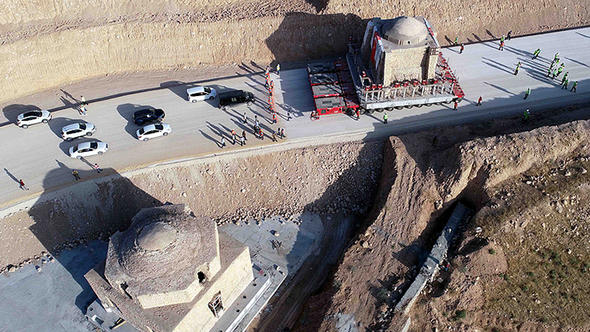 Hasankeyf'te 5 eser daha taşınacak