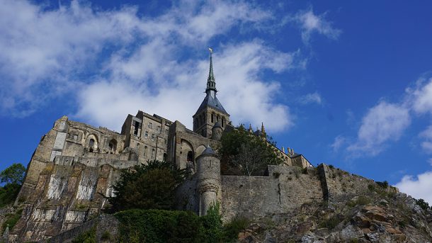 Metcezirin yarımadayı adaya dönüştüğü yer: Mont Saint Michel