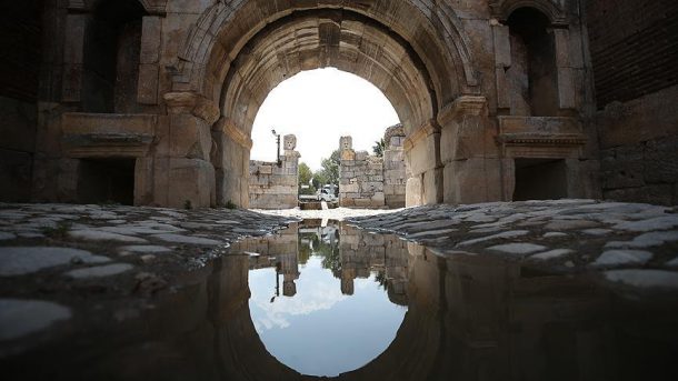 Roma da, Bizans da, Osmanlı da aynı yolu kullanmış!