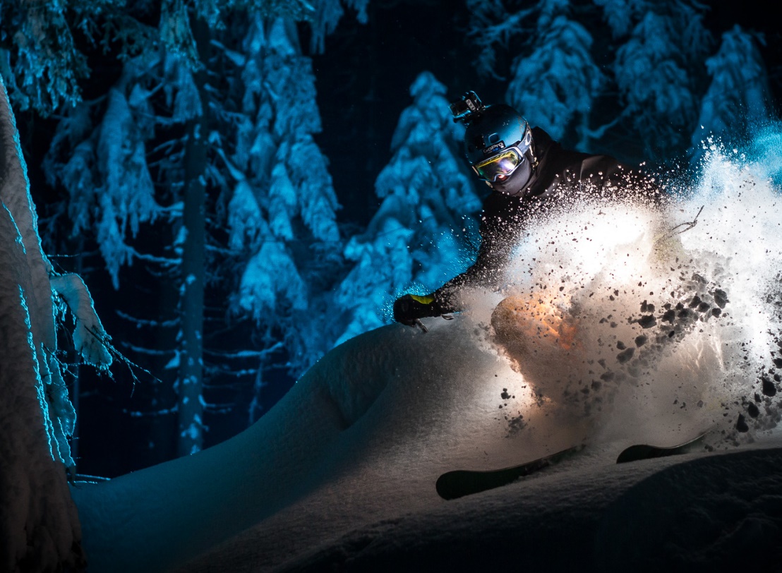 Borovets’te gece kayağı da turistlere güzel anlar yaşatıyor