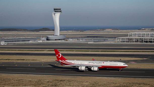 Yeni Havalimanı'na ilk Cumhurbaşkanı Erdoğan indi