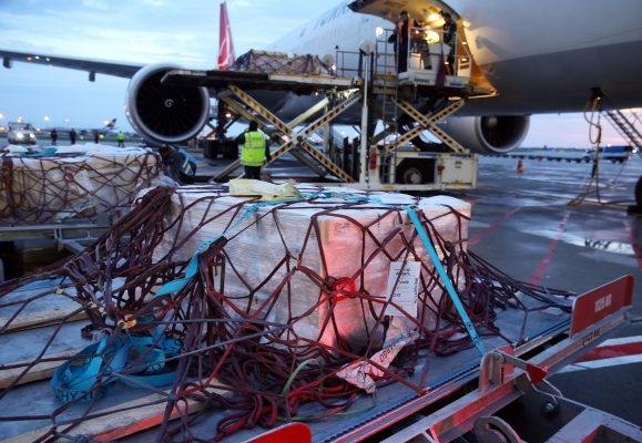 Ve nihayet 'Çingene Kızı' mozaiğinin kayıp parçaları Türkiye'ye geldi! 3 Çingene Kızının kayıp parçaları Gaziantep'e götürülüyor