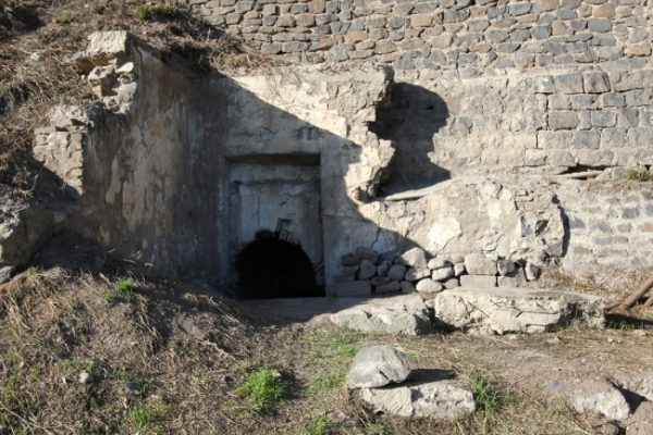 İçkale surları Kanuni'nin döneminden