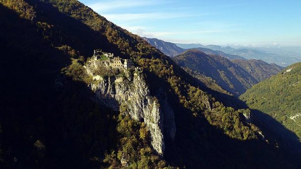 Maçka'daki Kuştul Manastırı turizme kazandırılacak!